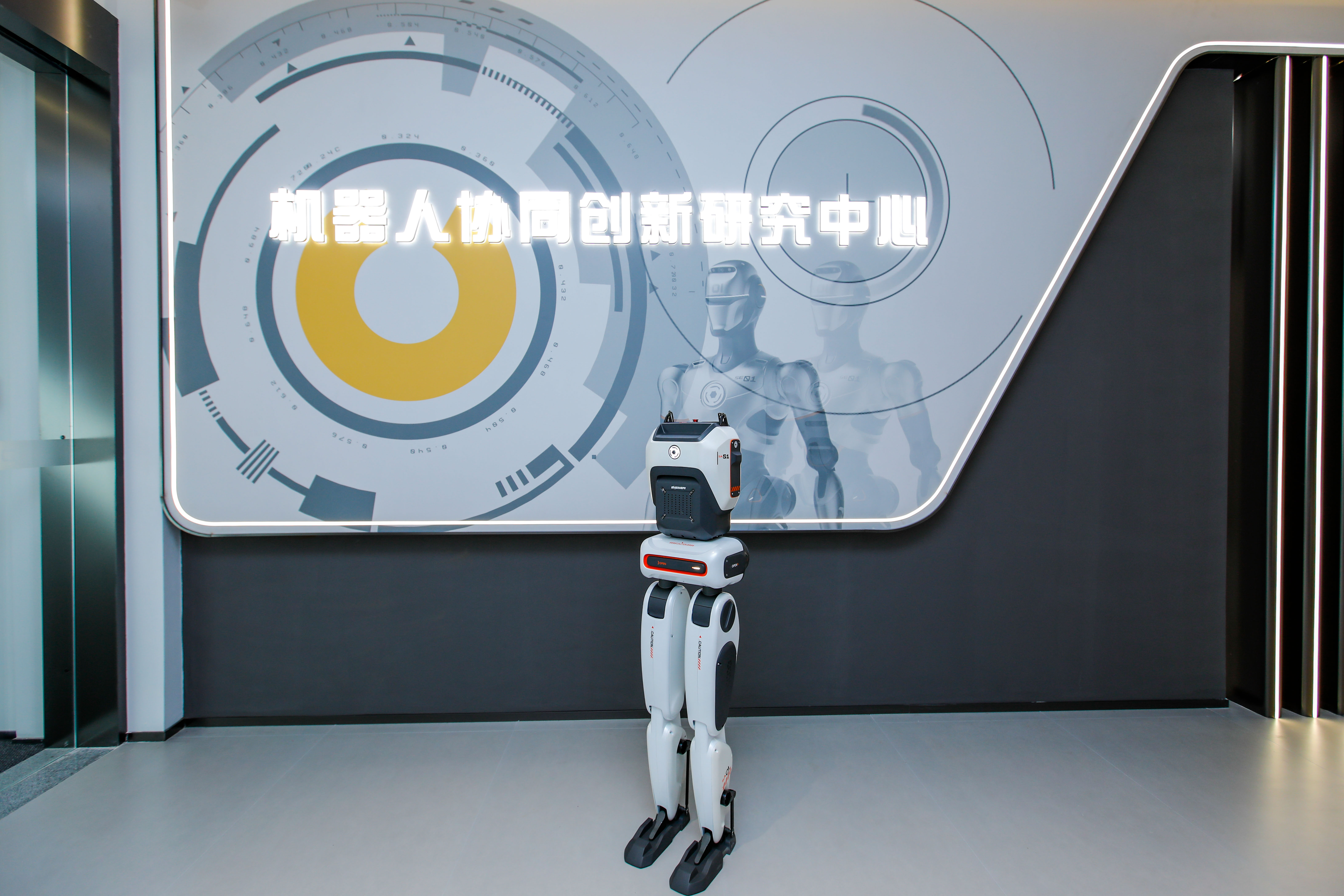 1753230582489365QtJu.jpg